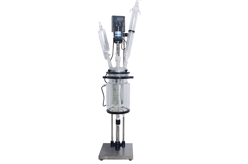 2L Jacketed Glass Reactor