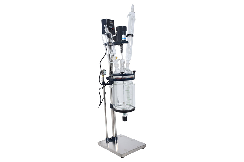 2L Jacketed Glass Reactor